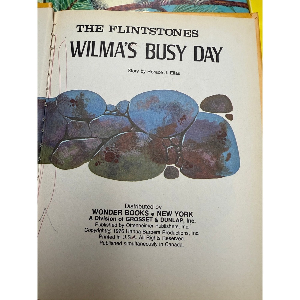 Vintage Childrens Books Lot: Clifford, Flintstones, Little Golden Book More - Picture 5 of 7